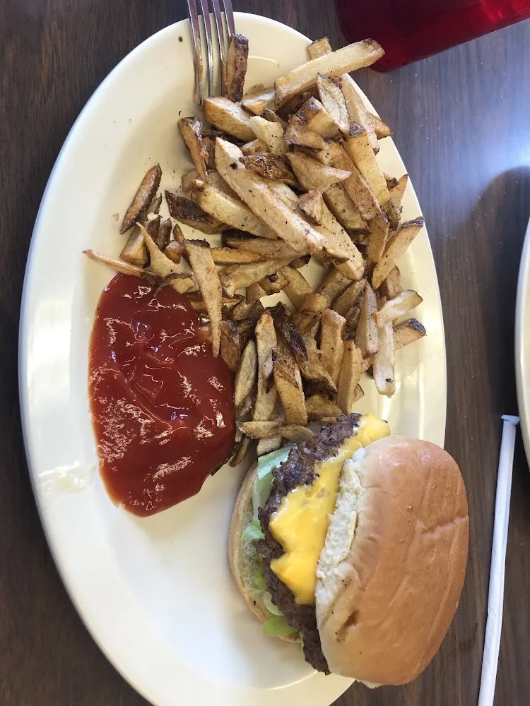 Regular Cheeseburger with Home Fries